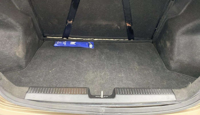 2019 Maruti Dzire VXI AMT, Petrol, Automatic, 18,527 km, Boot Inside