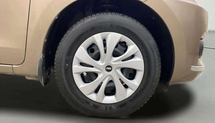 2019 Maruti Dzire VXI AMT, Petrol, Automatic, 18,527 km, Right Front Wheel