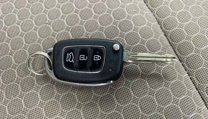 2017 Hyundai Elite i20 MAGNA 1.4 AT, Petrol, Automatic, 79,958 km, Key Close Up