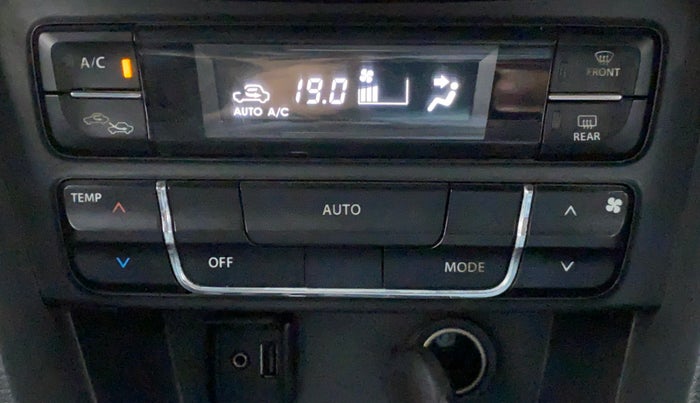 2016 Maruti Vitara Brezza ZDI PLUS DUAL TONE, Diesel, Manual, 91,910 km, Automatic Climate Control