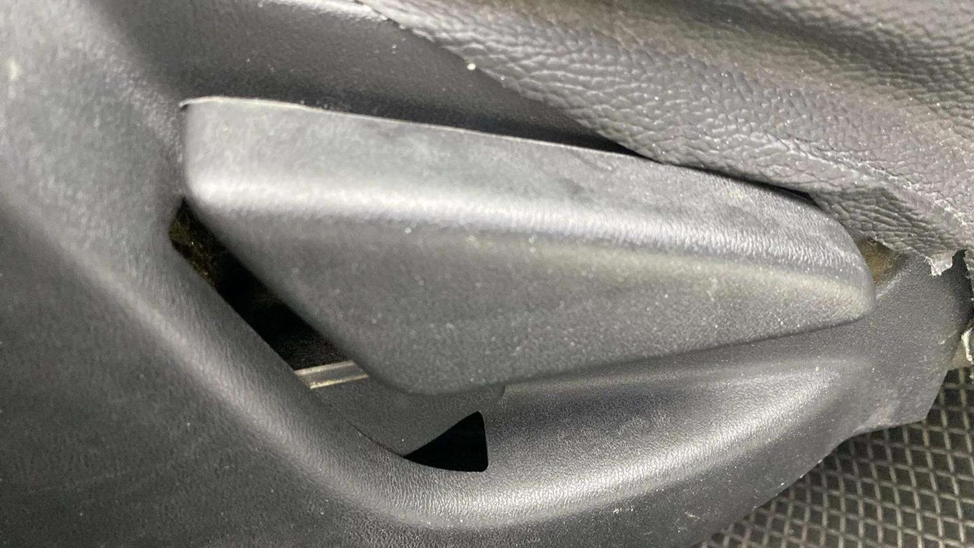 2018 Datsun Go Plus A, Petrol, Manual, 46,191 km, Driver Side Adjustment Panel