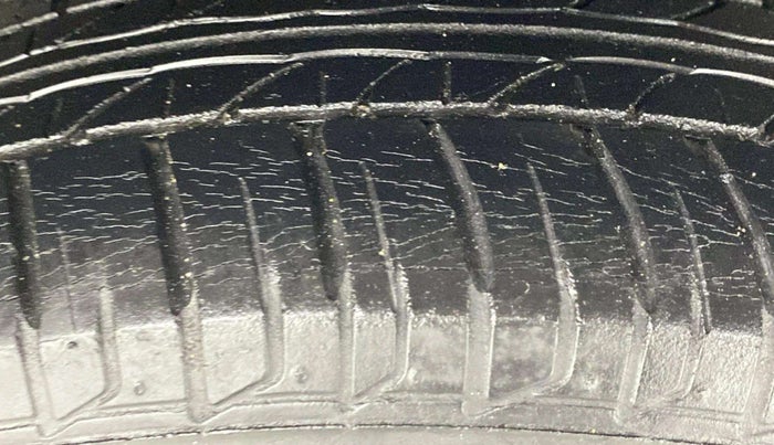 2018 Datsun Go Plus A, Petrol, Manual, 46,191 km, Left Rear Tyre Tread