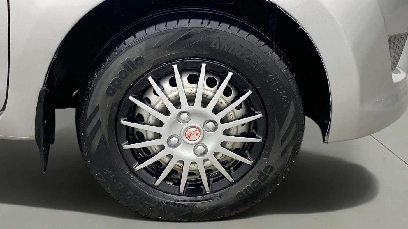 2018 Datsun Go Plus A, Petrol, Manual, 46,191 km, Right Front Wheel