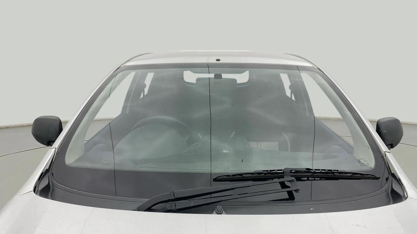 2018 Datsun Go Plus A, Petrol, Manual, 46,191 km, Front Windshield
