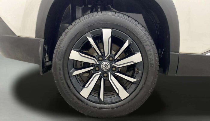 2020 MG HECTOR SMART HYBRID 1.5 PETROL, Petrol, Manual, 24,462 km, Right Rear Wheel