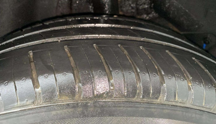 2019 Hyundai New Elantra 2.0 SX MT PETROL, Petrol, Manual, 26,332 km, Left Rear Tyre Tread