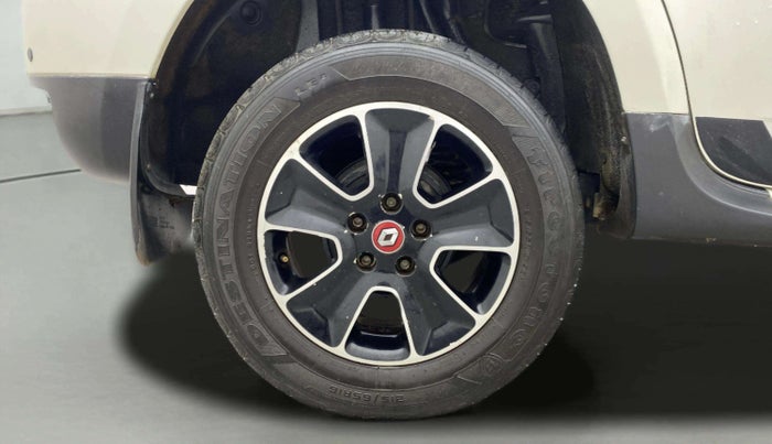 2017 Renault Duster RXS CVT, Petrol, Automatic, 95,692 km, Right Rear Wheel