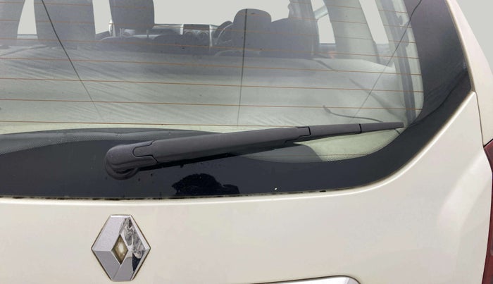 2017 Renault Duster RXS CVT, Petrol, Automatic, 95,692 km, Rear Wiper