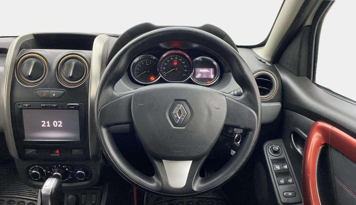 2017 Renault Duster RXS CVT, Petrol, Automatic, 95,692 km, Steering Wheel Close Up