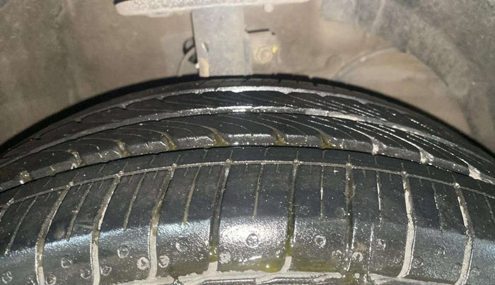 2020 Maruti Ertiga ZXI SHVS, Petrol, Manual, 10,234 km, Right Front Tyre Tread