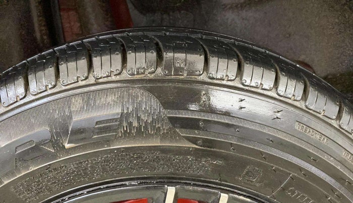 2021 Maruti Swift VXI, Petrol, Manual, 65,801 km, Right Rear Tyre Tread