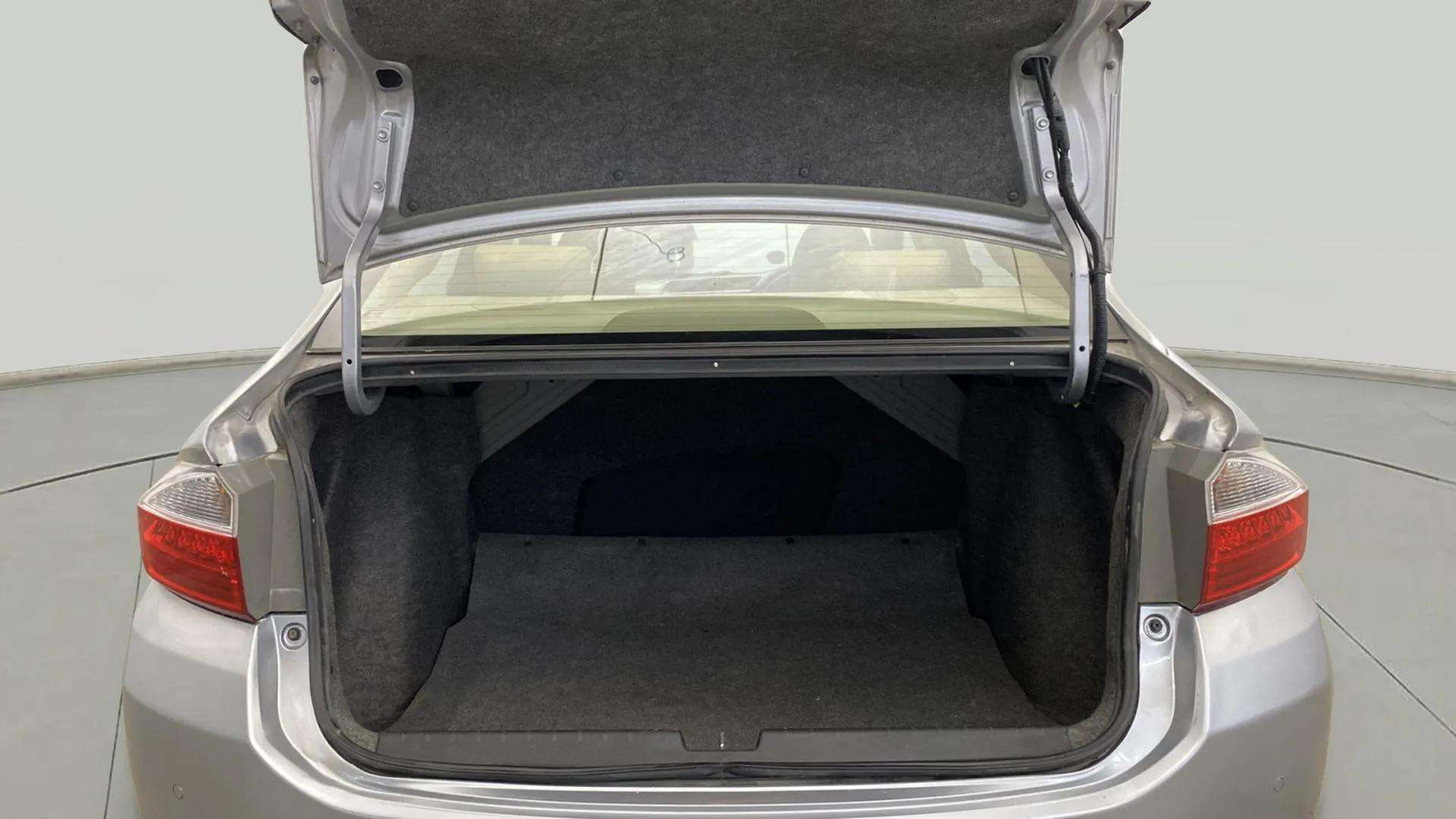 。  Certified Used 2019 Honda City 1.5L I-VTEC ZX CVT | 65,857