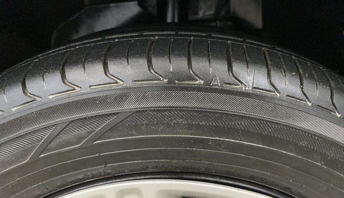 2018 Ford Ecosport TREND + 1.5L PETROL AT, Petrol, Automatic, 76,928 km, Left Front Tyre Tread
