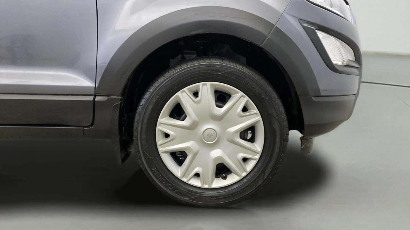 2018 Ford Ecosport TREND + 1.5L PETROL AT, Petrol, Automatic, 1,23,456 km, Right Front Wheel