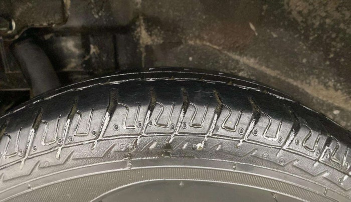 2018 Maruti Wagon R 1.0 LXI CNG, CNG, Manual, 33,322 km, Right Rear Tyre Tread
