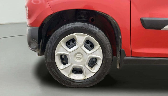 2019 Maruti S PRESSO VXI PLUS AMT, CNG, Automatic, 1,25,282 km, Left Front Wheel