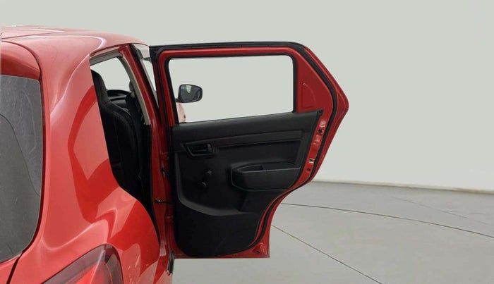 2019 Maruti S PRESSO VXI PLUS AMT, CNG, Automatic, 1,25,282 km, RHS Rear Door