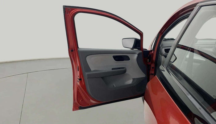 2020 Tata ALTROZ XT PETROL, Petrol, Manual, 42,754 km, LHS Front Door