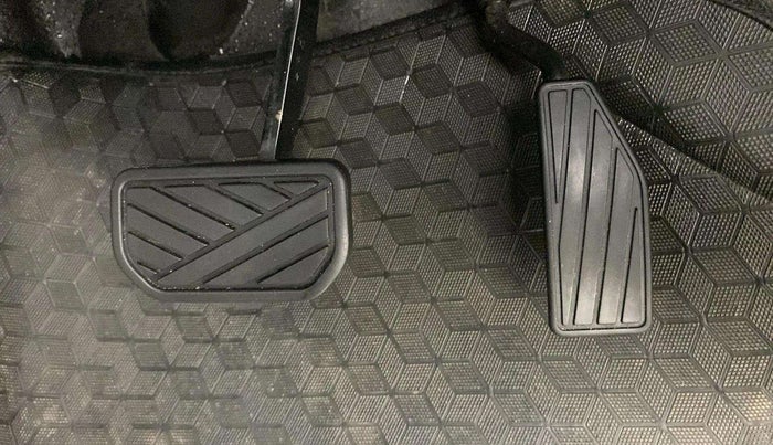2019 Maruti New Wagon-R ZXI 1.2 AMT, Petrol, Automatic, 41,050 km, Pedals