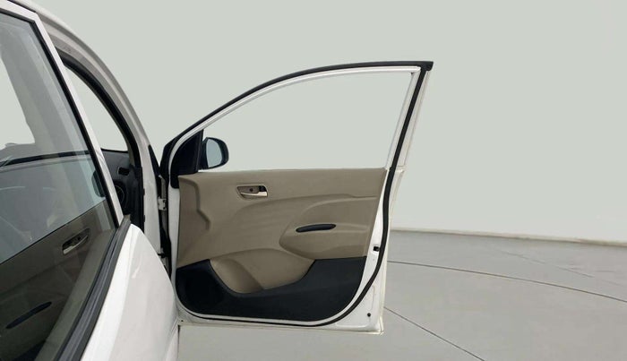 2022 Hyundai NEW SANTRO SPORTZ AMT, Petrol, Automatic, 35,926 km, RHS Front Door