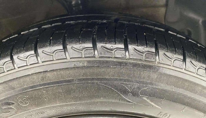 2022 Hyundai NEW SANTRO SPORTZ AMT, Petrol, Automatic, 35,926 km, Right Front Tyre Tread