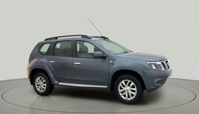 2015 Nissan Terrano XL (P), Petrol, Manual, 49,291 km, Right Front Diagonal