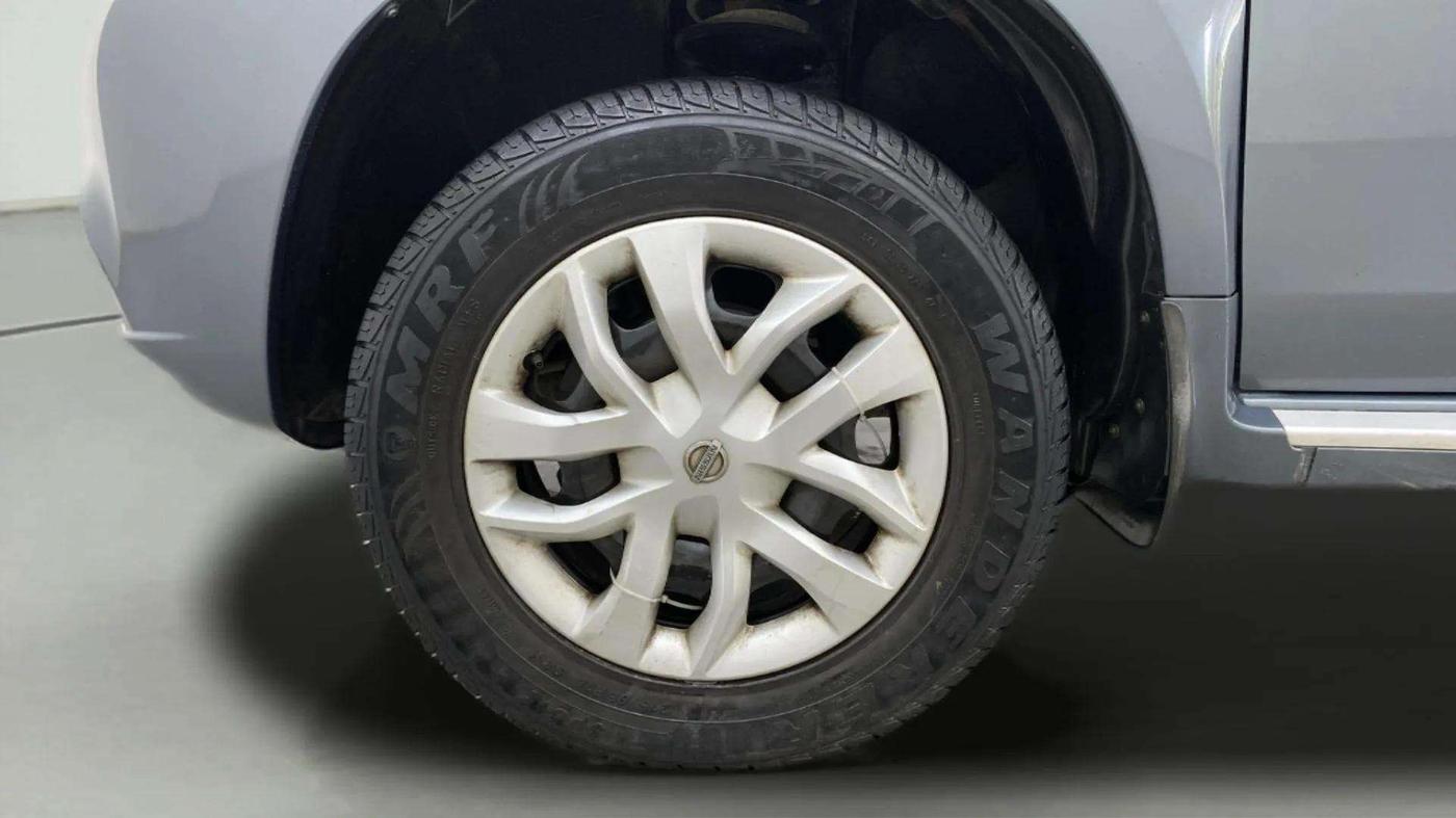 2015 Nissan Terrano XL (P), Petrol, Manual, 49,330 km, Left Front Wheel