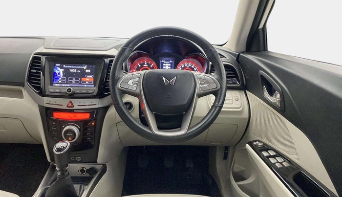 2023 Mahindra XUV300 W8 (O) 1.5 DIESEL, Diesel, Manual, 60,939 km, Steering Wheel Close Up