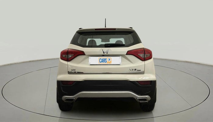 2023 Mahindra XUV300 W8 (O) 1.5 DIESEL, Diesel, Manual, 60,939 km, Back/Rear