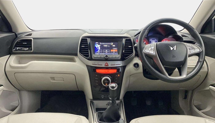 2023 Mahindra XUV300 W8 (O) 1.5 DIESEL, Diesel, Manual, 60,939 km, Dashboard
