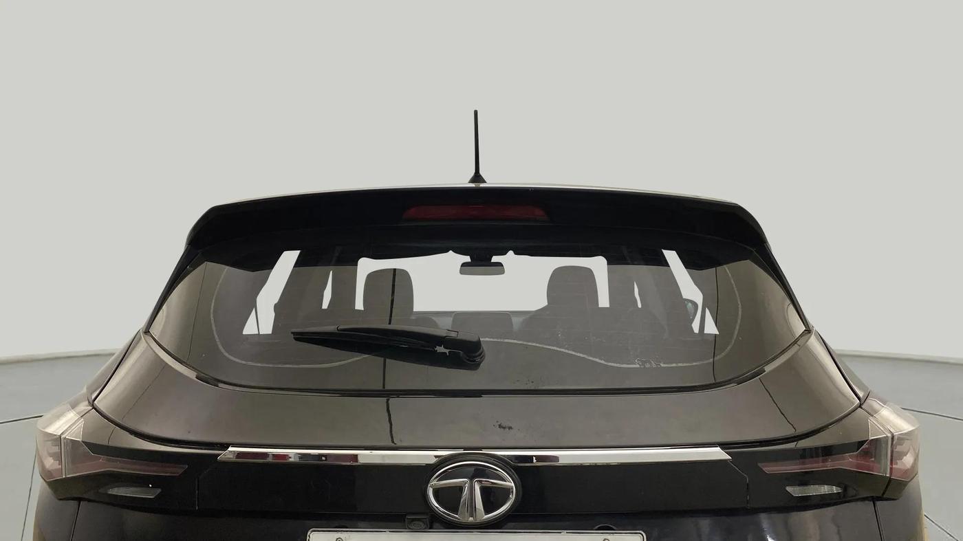 2020 Tata Harrier XT PLUS 2.0L KRYOTEC DARK EDITON, Diesel, Manual, 84,849 km, Rear Windshield