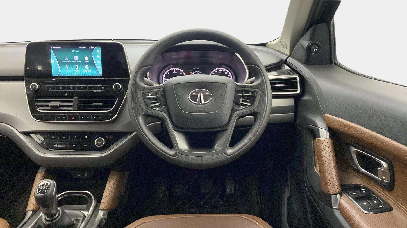 2020 Tata Harrier XT PLUS 2.0L KRYOTEC DARK EDITON, Diesel, Manual, 84,849 km, Steering Wheel Close Up
