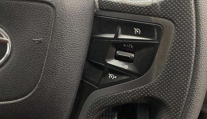 2020 Tata Harrier XT PLUS 2.0L KRYOTEC DARK EDITON, Diesel, Manual, 83,922 km, Adaptive Cruise Control