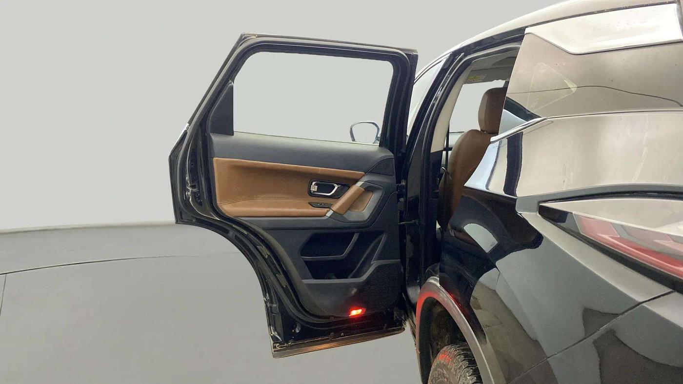 2020 Tata Harrier XT PLUS 2.0L KRYOTEC DARK EDITON, Diesel, Manual, 84,849 km, LHS Rear Door