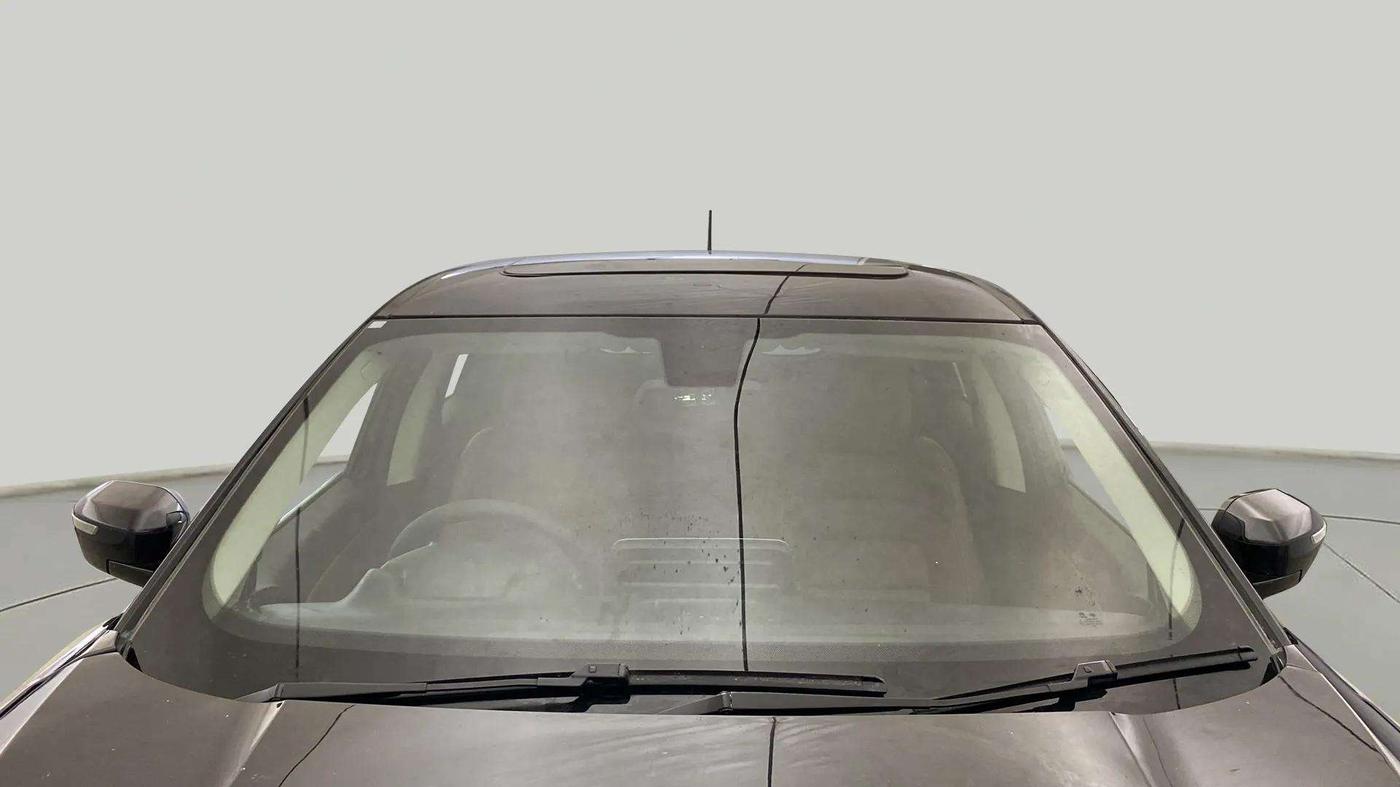 2020 Tata Harrier XT PLUS 2.0L KRYOTEC DARK EDITON, Diesel, Manual, 84,849 km, Front Windshield