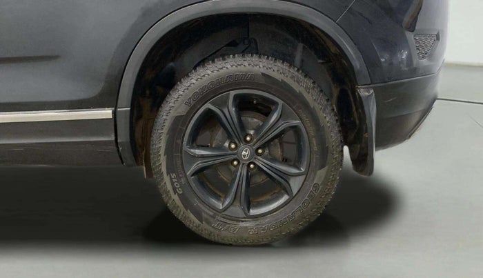 2020 Tata Harrier XT PLUS 2.0L KRYOTEC DARK EDITON, Diesel, Manual, 83,922 km, Left Rear Wheel
