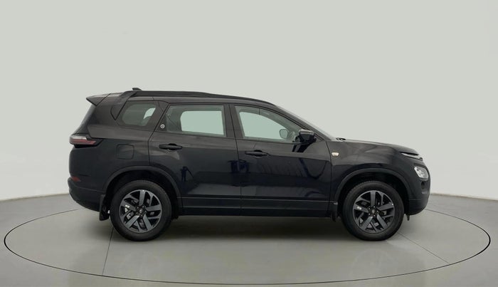 2025 Tata Safari ACCOMPLISHED PLUS DARK EDITION AT, Diesel, Automatic, 17,160 km, Right Side View