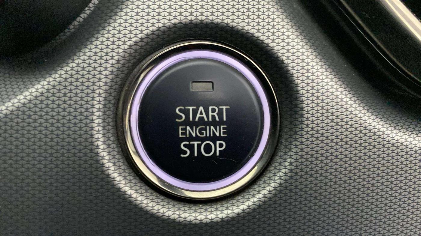 2023 Tata Safari ACCOMPLISHED PLUS DARK EDITION AT, Diesel, Automatic, 17,176 km, Keyless Start/ Stop Button