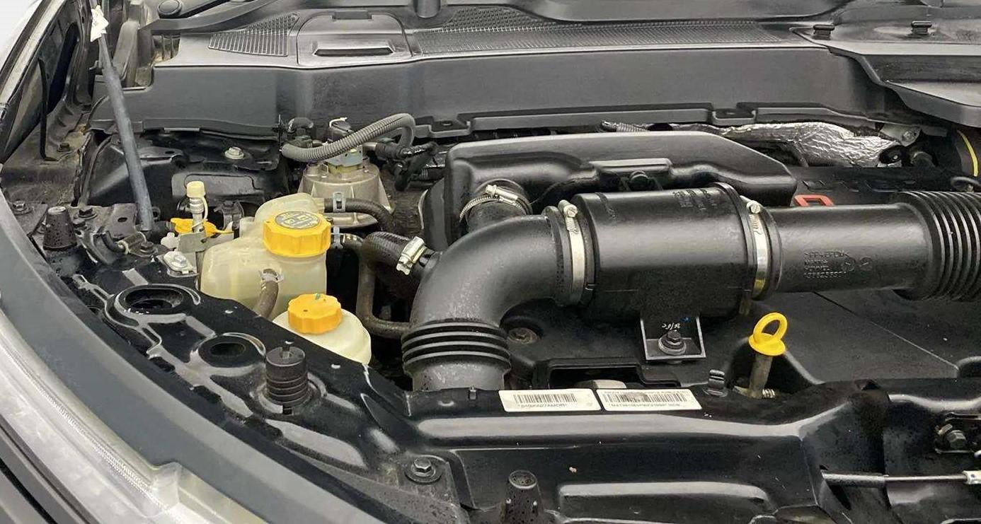 2023 Tata Safari ACCOMPLISHED PLUS DARK EDITION AT, Diesel, Automatic, 17,176 km, Engine View - Right