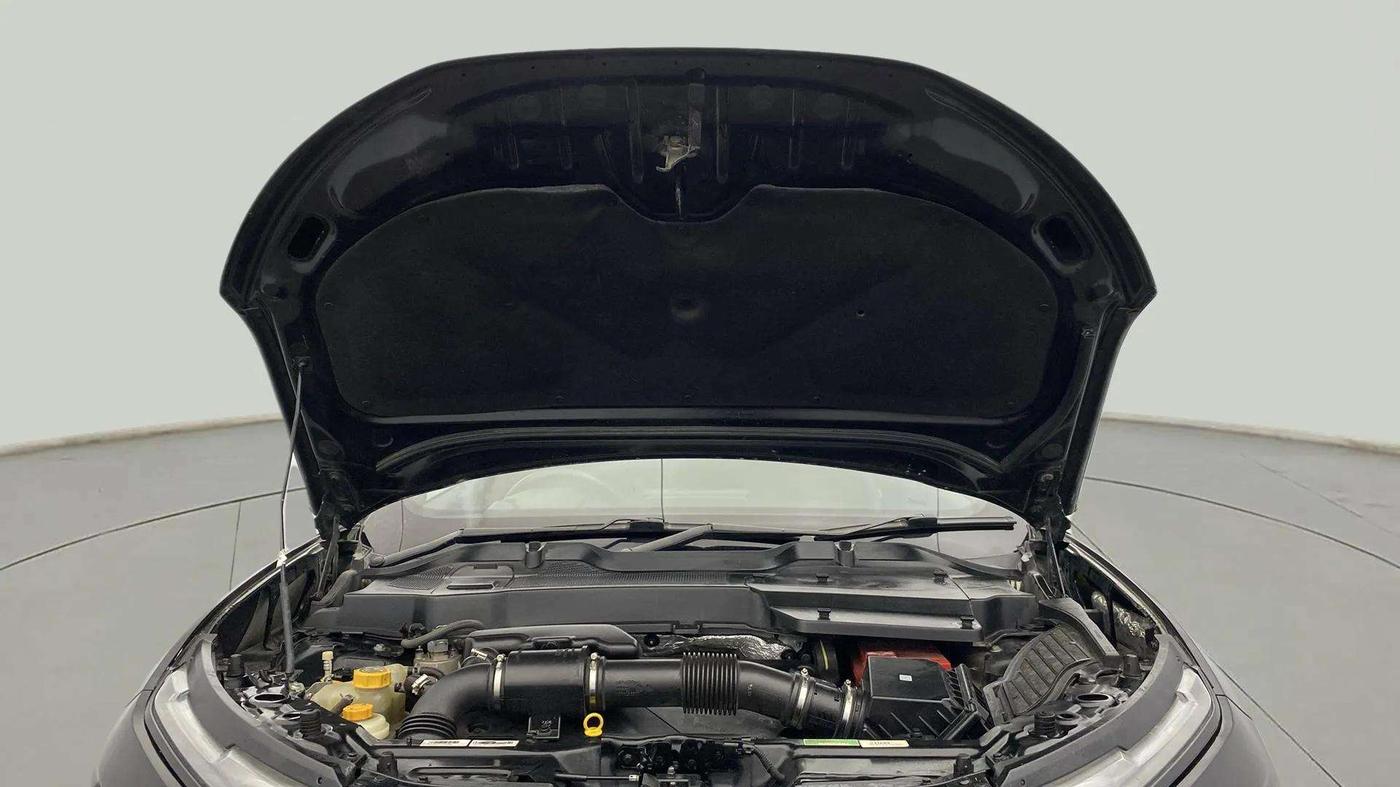 2023 Tata Safari ACCOMPLISHED PLUS DARK EDITION AT, Diesel, Automatic, 17,176 km, Open Bonet