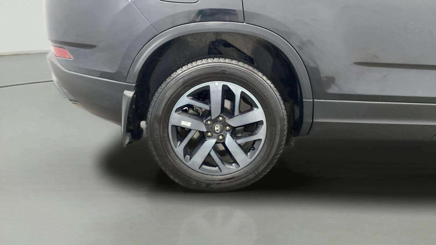2023 Tata Safari ACCOMPLISHED PLUS DARK EDITION AT, Diesel, Automatic, 17,176 km, Right Rear Wheel