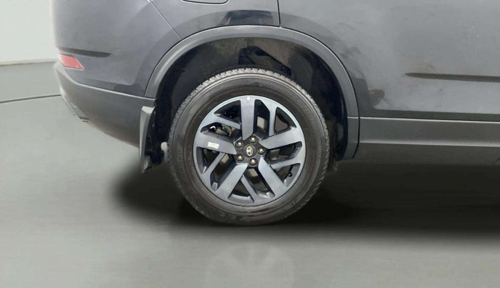 2025 Tata Safari ACCOMPLISHED PLUS DARK EDITION AT, Diesel, Automatic, 17,160 km, Right Rear Wheel