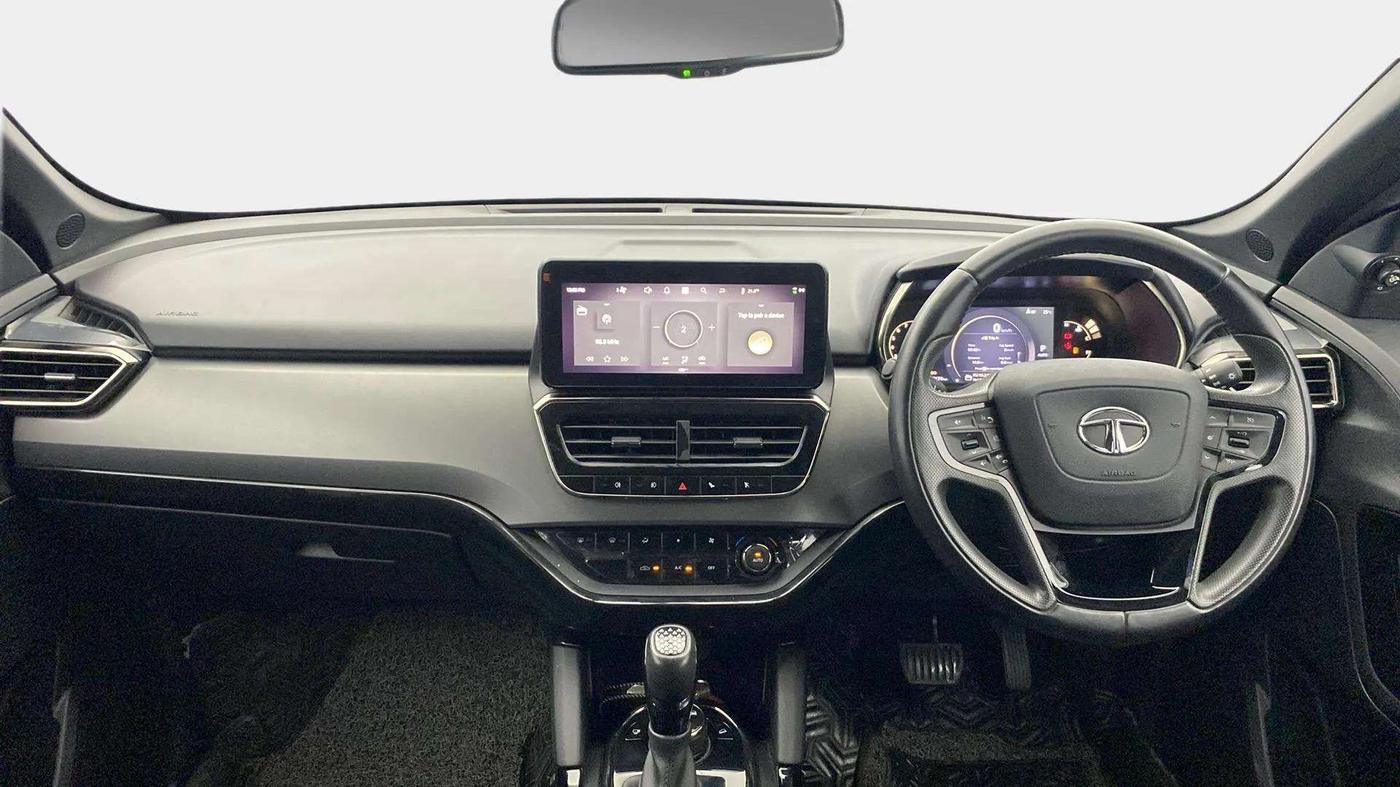 2023 Tata Safari ACCOMPLISHED PLUS DARK EDITION AT, Diesel, Automatic, 17,176 km, Dashboard