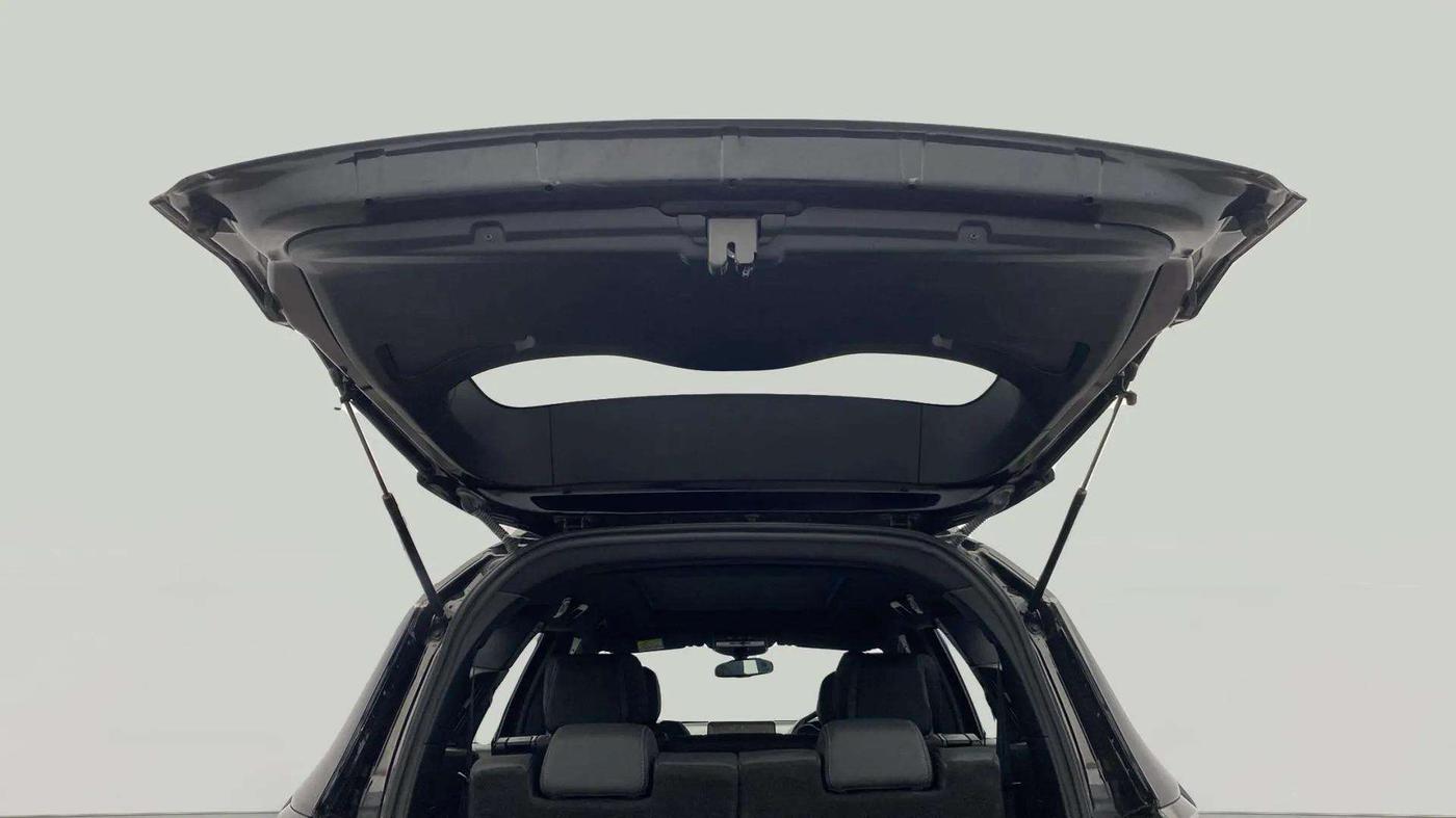 2023 Tata Safari ACCOMPLISHED PLUS DARK EDITION AT, Diesel, Automatic, 17,176 km, Boot Door Open