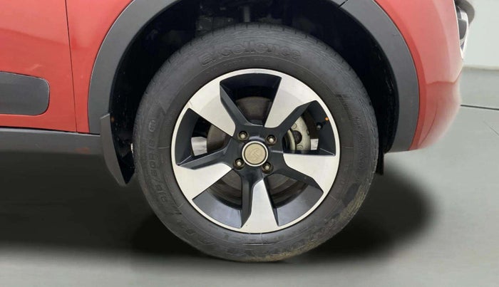 2019 Tata NEXON XZA PLUS PETROL DUAL TONE, Petrol, Automatic, 51,207 km, Right Front Wheel
