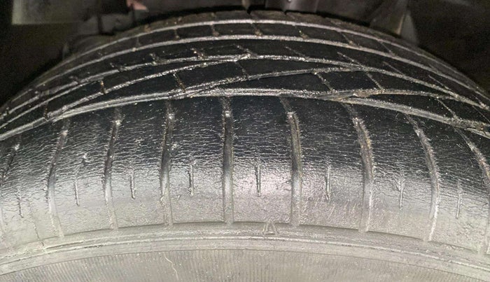 2019 Tata NEXON XZA PLUS PETROL DUAL TONE, Petrol, Automatic, 51,207 km, Left Front Tyre Tread
