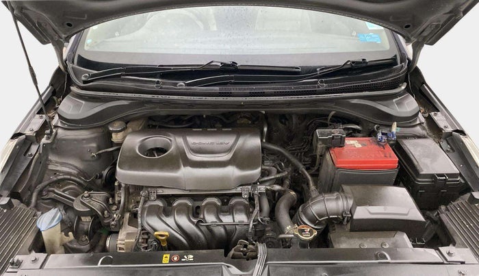 2017 Hyundai Verna 1.6 VTVT SX O, Petrol, Manual, 45,309 km, Engine View