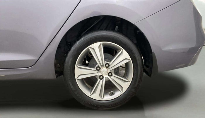 2017 Hyundai Verna 1.6 VTVT SX O, Petrol, Manual, 45,309 km, Left Rear Wheel