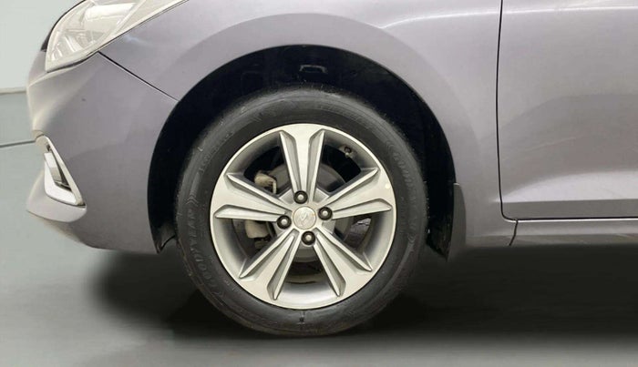 2017 Hyundai Verna 1.6 VTVT SX O, Petrol, Manual, 45,309 km, Left Front Wheel