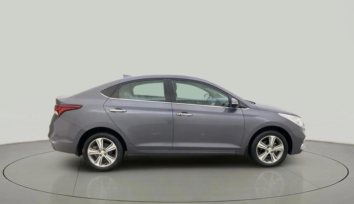 2017 Hyundai Verna 1.6 VTVT SX O, Petrol, Manual, 45,309 km, Right Side View
